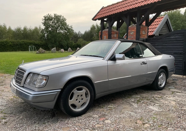 Mercedes-Benz Klasa E cena 63500 przebieg: 187005, rok produkcji 1995 z Morąg małe 436